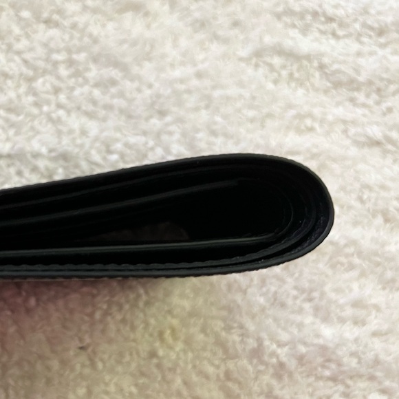 Authentic LOUIS VUITTON MULTIPLE WALLET M30295 TAIGA - Picture 7 of 12